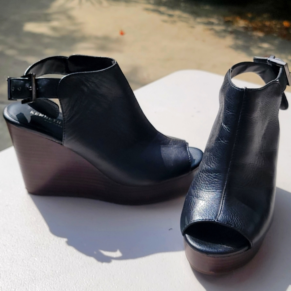 Kenneth Cole Wedges